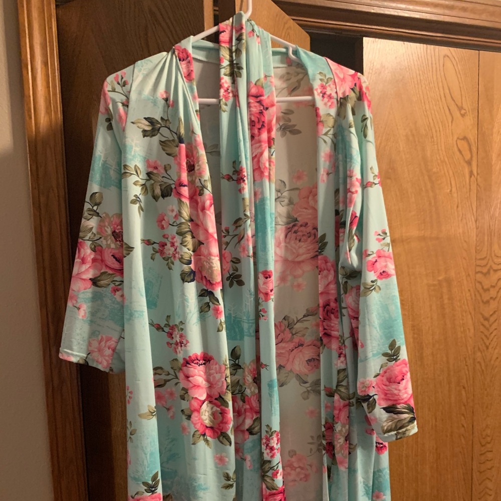Mommy baby robe blanket/ swaddle set with bow.